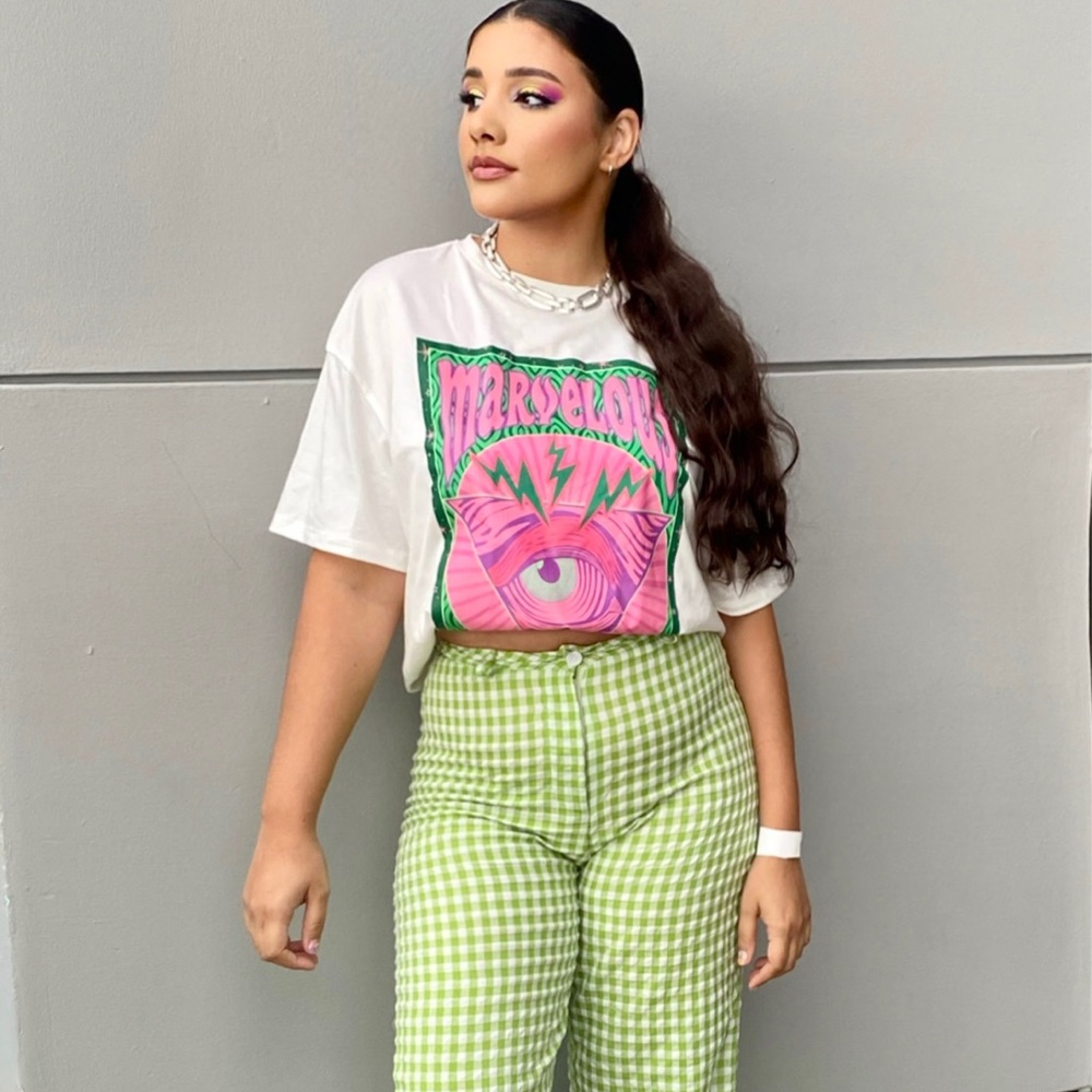 Meet your Posher, Camila